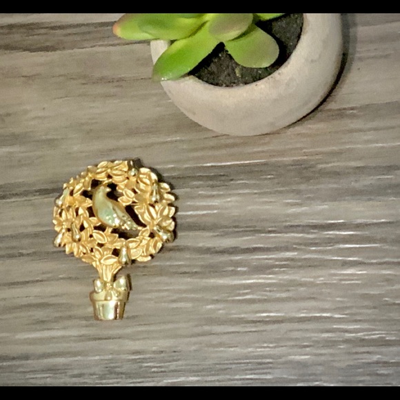 Partridge in a Pear‎ Tree Signed Brooch - Picture 3 of 4